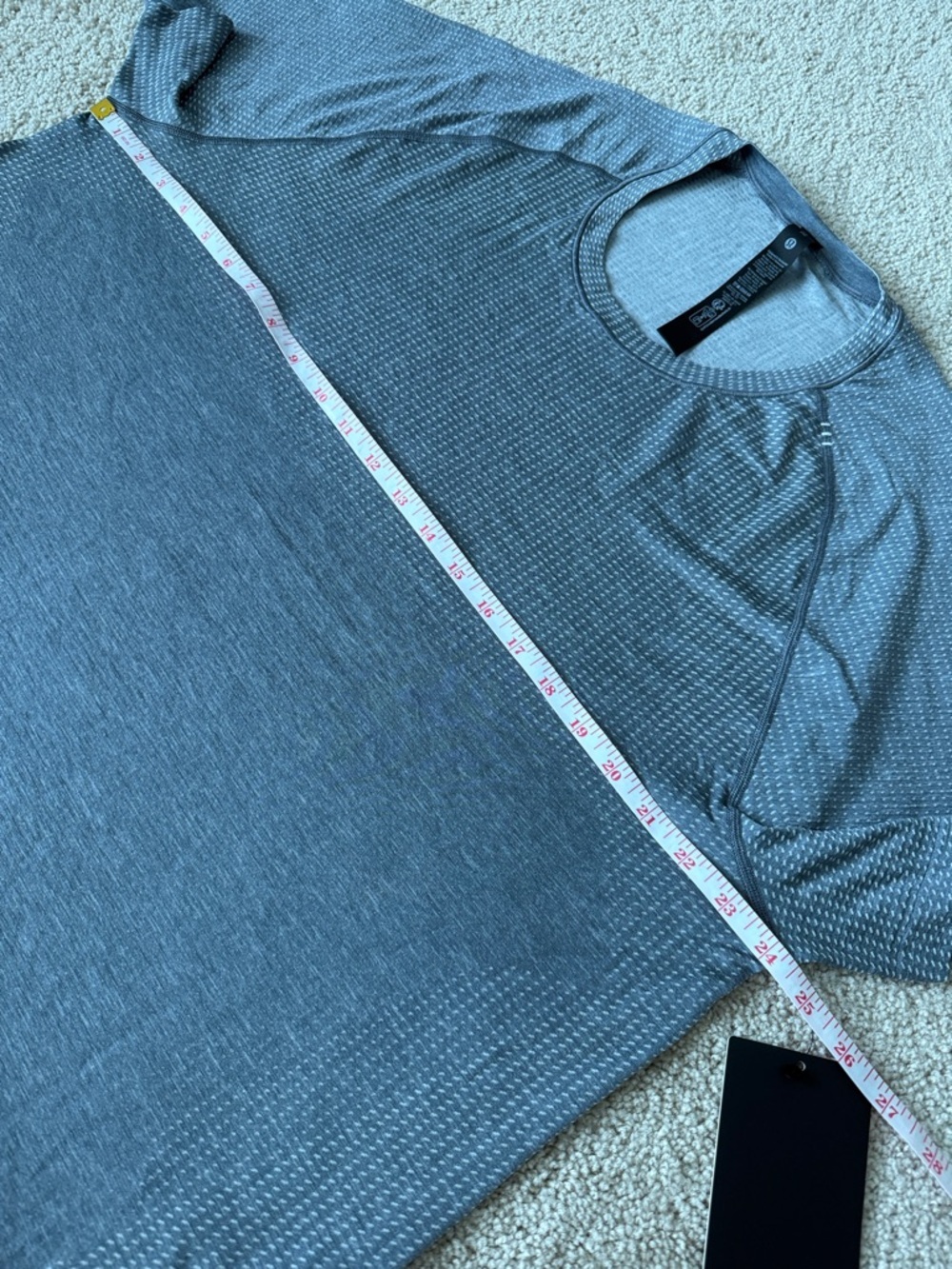 NWT Lululemon Metal Vent Tech Short Sleeve Grey Athletic Seamless Tee - Picture 6 of 7